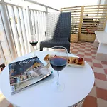 Appartement Nike A *
